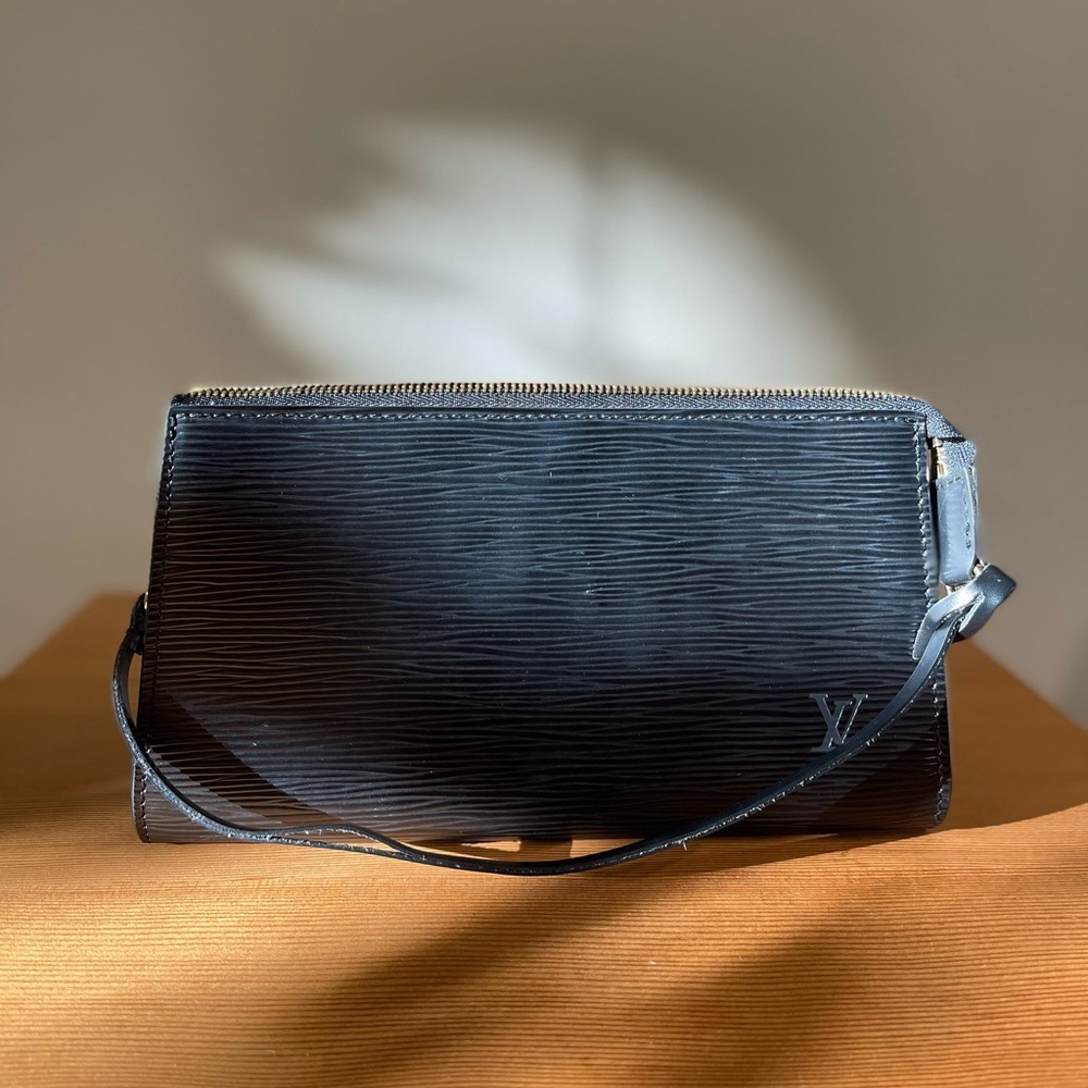 Louis Vuitton Epi Pouchette